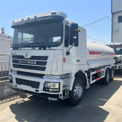 SHACMAN Camion irrigatore ad acqua